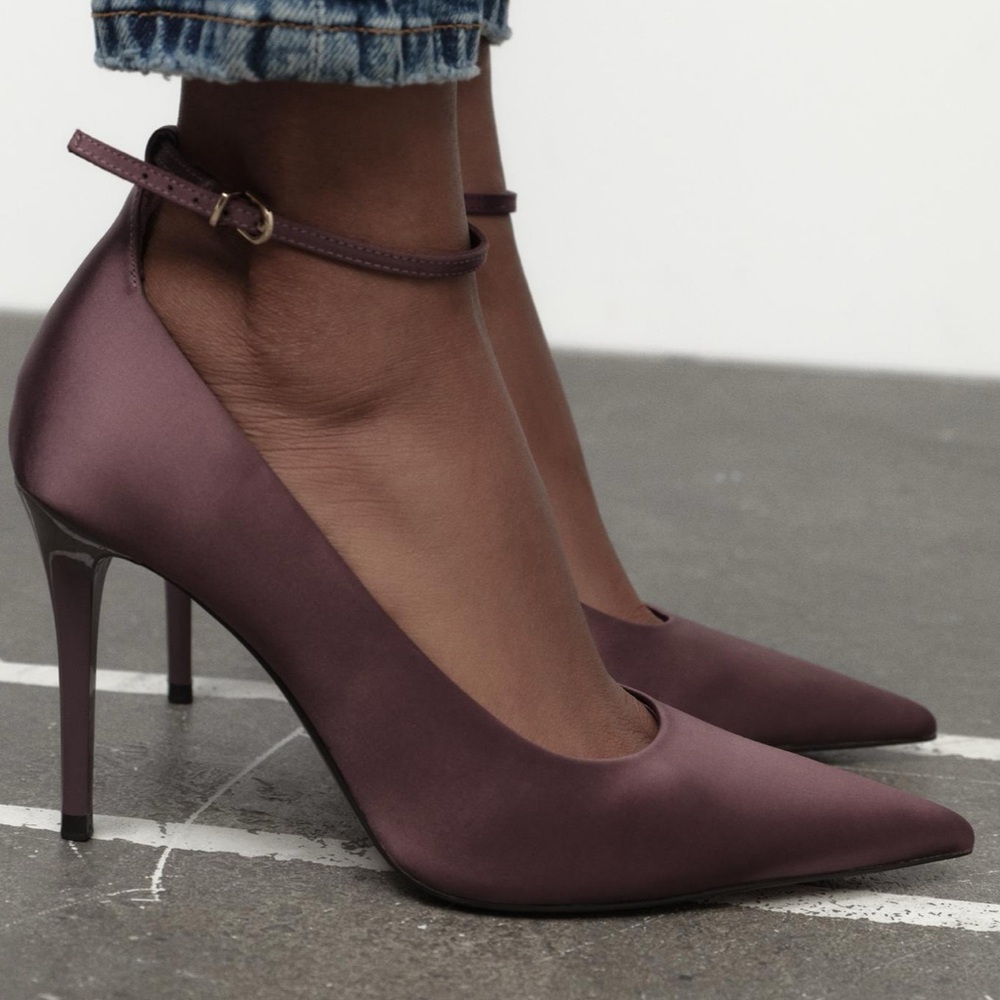 Zara Satin Effect Pumps